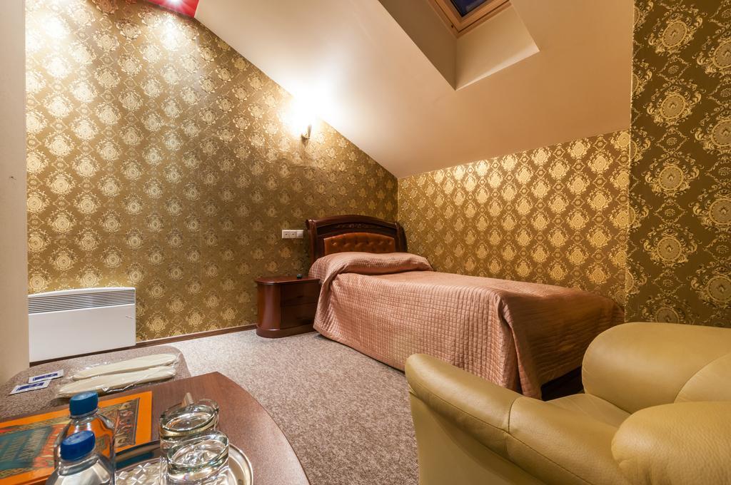 Cron Hotel Moscou Chambre photo